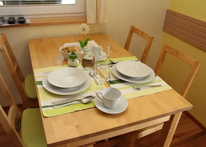 娜瓦西公寓 公寓 *