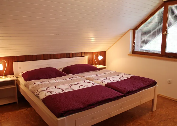 娜瓦西公寓 公寓 *