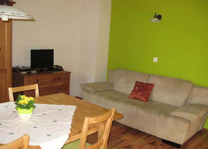 娜瓦西公寓 * 博希尼