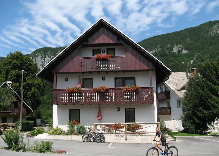 娜瓦西公寓 公寓